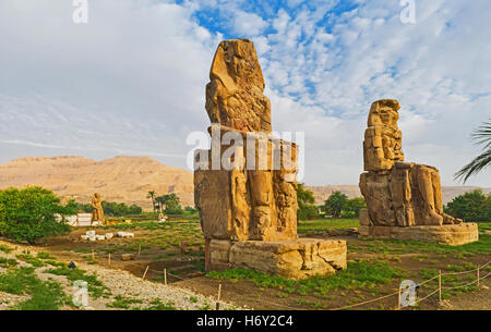 L'antica necropoli tebana è il grande sito archeologico sulla West Nile bank, Luxor, Egitto. Foto Stock