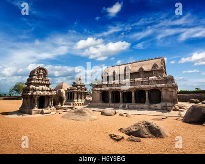 Cinque Rathas. Mahabalipuram, Tamil Nadu, nell India meridionale Foto Stock