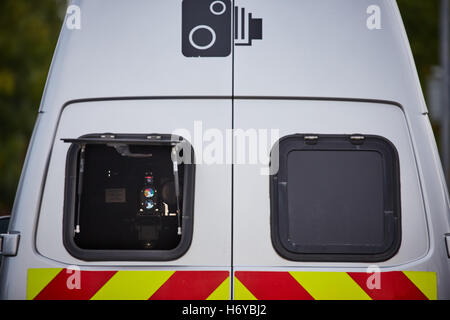 Applicazione mobile con velocità del veicolo una trappola57 Hyde Road controllo velocità Greater Manchester il potenziale di riduzione degli incidenti stradali van partenariato rad Foto Stock