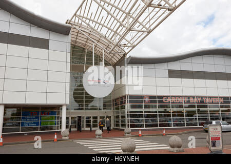 Il drago rosso Centre Cardiff Galles Regno Unito Foto Stock