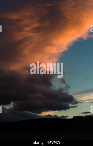 Tramonto spettacolare in Port Appin, a ovest della Scozia Foto Stock