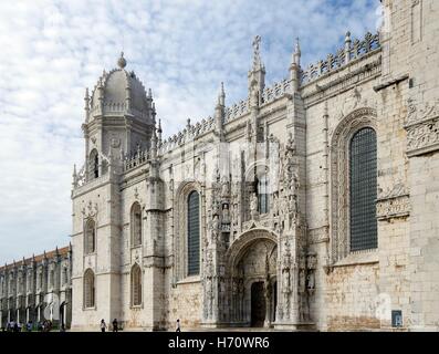 Il Monastero di Jeronimos e la chiesa di S Maria, Belém Foto Stock
