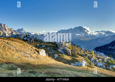 Dolomiti italiane vicino a Cortina d'Ampezzo Italiano Dolomiti vicino a Cortina d'Ampezzo Foto Stock