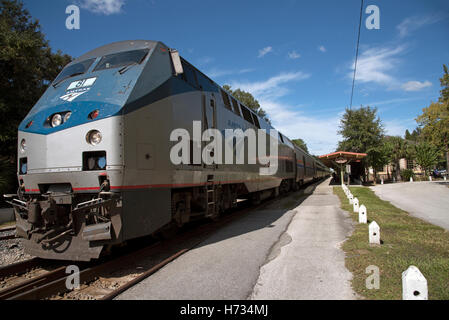 DeLand Florida USA treni passeggeri alla stazione Deland Florida voce a New York STATI UNITI D'AMERICA Foto Stock