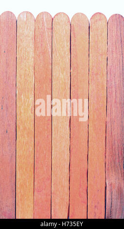 Grunge staccionata in legno isolato su sfondo bianco Foto Stock