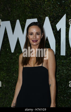 Los Angeles, Ca, Stati Uniti d'America. 02Nov, 2016. Catt Sadler assiste il che cosa indossare decimo anniversario #WWW10 esperienza il 2 novembre 2016 a Los Angeles, California. ( Credito: Parisa Afsahi/Media Punch)./Alamy Live News Foto Stock