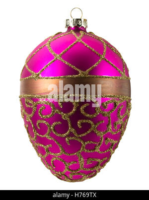 Rosa albero di Natale sfera isolata su uno sfondo bianco. Foto Stock