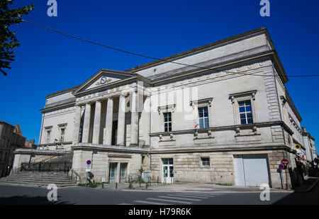 Palazzo di Giustizia di Angouleme, capitale del dipartimento della Charente in Francia. Foto Stock