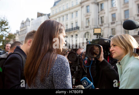 Londra, Regno Unito. 3 nov. 2016. Brexit alta sentenza della Corte. Una sentenza è stata tramandata nel caso della Corona v Miller oggi contro il governo. Credito: Jane Campbell/Alamy Live News Foto Stock