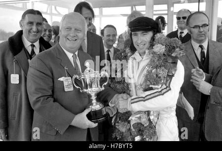 1970 Jackie Stewart British Scottish motor racing driver gara di Champions coppa del vincitore Foto Stock