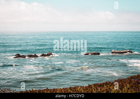 Foto di vista oceano dalla costa della California, Stati Uniti Foto Stock