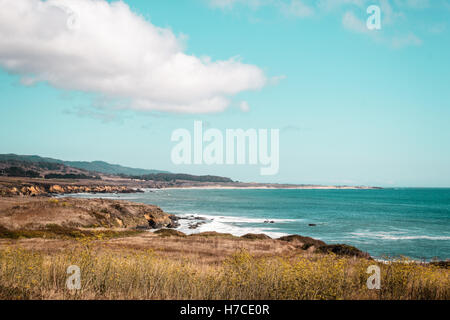 Foto di vista oceano dalla costa della California, Stati Uniti Foto Stock