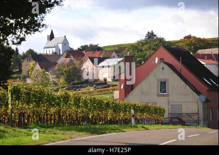 Zellertal, Germania - 20 Ottobre 2010 - bella città tedesca Zellertal in autunno Foto Stock