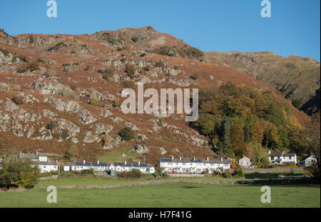 Powered Solar cottage in stile Cappella, Langdale Valley, Lake District, Cumbria, Regno Unito. Foto Stock