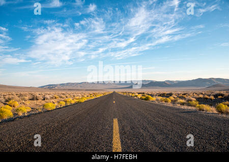 Emigrante Canyon Road, il Parco Nazionale della Valle della Morte, CALIFORNIA, STATI UNITI D'AMERICA Foto Stock