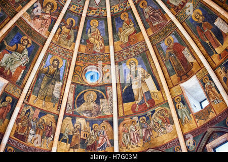 Affreschi romanici all'interno della cupola del Battistero Romanico di Parma, circa 1196, (il Battistero di Parma), Italia Foto Stock