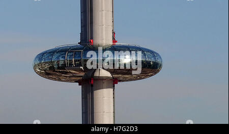 Una fotografia aerea della British Airways i360 in Brighton, Sussex. Picture Data: Mercoledì 2 Novembre 2016 Foto Stock