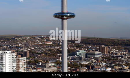 Una fotografia aerea della British Airways i360 in Brighton, Sussex. Picture Data: Mercoledì 2 Novembre 2016 Foto Stock