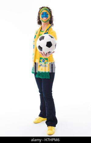 Femmina brasiliana tifoso di calcio Foto Stock