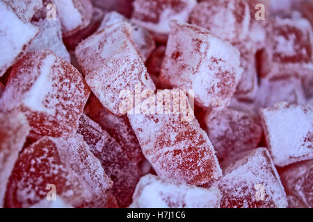 Bella, dolce e morbido specialty delizie turche in attesa che il mercato per comprare alcuni. Foto Stock