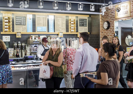 New York City,NY NYC Manhattan,Midtown,30 Rockefeller Center,GE building,Level,Pret a Manger,ristorante ristoranti ristorazione caffè, fast food,o Foto Stock