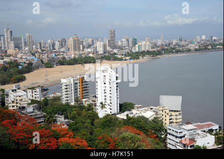 Girgaon ( girgaum ) Chowpatty Beach come visto dalla collina di Malabar Mumbai India Maharashtra Foto Stock