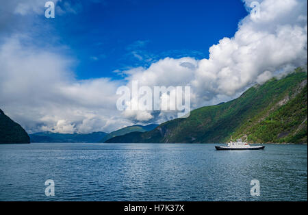 Ferries' cross. La bellissima natura della Norvegia. Foto Stock