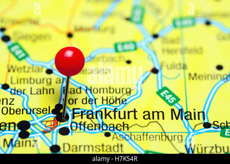Frankfurt am Main imperniata su una mappa della Germania Foto Stock