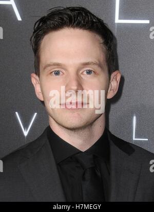 Los Angeles, CA, Stati Uniti d'America. 6 Nov, 2016. Mark O'Brien all'arrivo arrivo Premiere, Regency Westwood Village Theatre di Los Angeles, CA 6 novembre 2016. © Dee Cercone/Everett raccolta/Alamy Live News Foto Stock