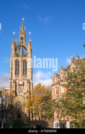 La Chiesa Cattedrale di San Nicola in autunno, Newcastle upon Tyne, England, Regno Unito Foto Stock