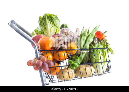 Piena di negozi di generi alimentari shopping cart. Isolato su sfondo bianco. Foto Stock