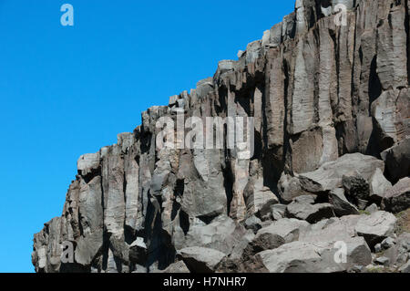 Formazioni di pietra, Aldeyarfoss cade Islanda Foto Stock