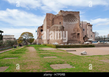 Edifici nella città di Roma Foto Stock