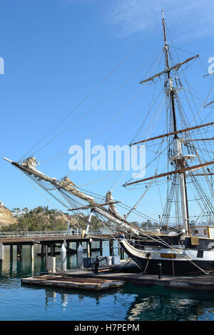 Il pellegrino tall ship un dock. Il pellegrino è parte della Contea di Orange Ocean istituti programma educativo. Foto Stock