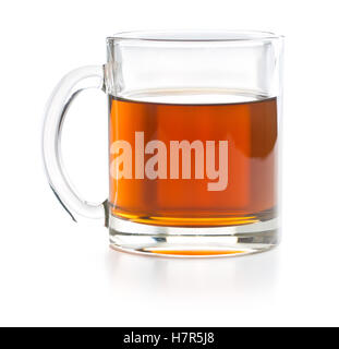 Il tè in tazza di vetro isolato su sfondo bianco. Foto Stock