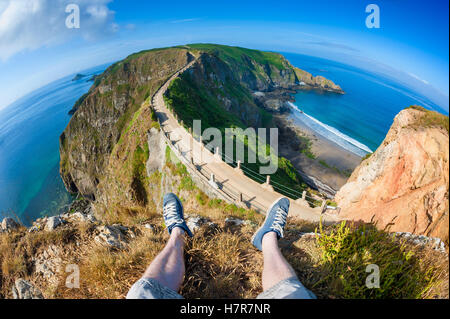 La prospettiva in prima persona su Sark istmo Foto Stock