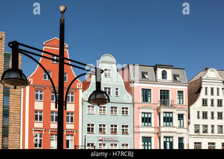 Edifici in Kropeliner Strasse, Rostock, Meclenburgo-Pomerania Occidentale, Germania Foto Stock