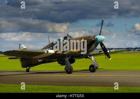 Hawker Hurricane, PZ865, G-AMAU, Duxford, Foto Stock