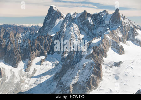 Grandes Jorasses del massiccio del Monte Bianco, come visualizzato dall'Aiguille du Midi, Chamonix-Mont-Blanc, Francia Foto Stock