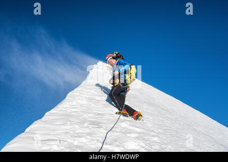 Sul Liskamm traversa, Monte Rosa imponenti montagne, Staffal, Alpi, Italia, Europa, UE Foto Stock