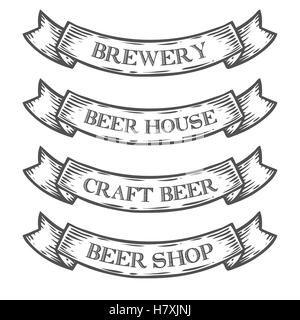 La birra artigianale brewery shop emblema del mercato a nastro. Monocromatico set medievale vintage segno incisione isolati su sfondo bianco. Sketc Illustrazione Vettoriale