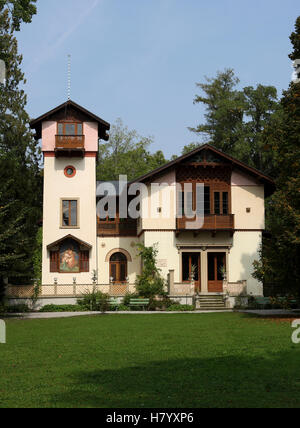 Casinò, Villa Reale, costruito dall'architetto Franz Jakob Kreuter, Rose isola nel Lago di Starnberg, Bavaria Foto Stock