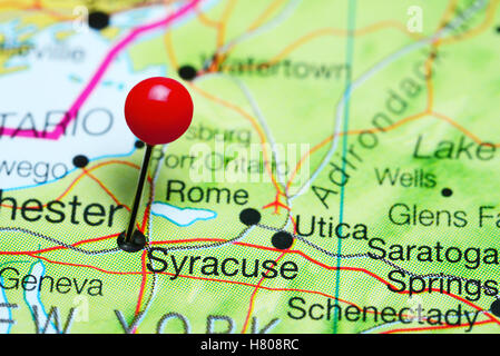 Siracusa imperniata su una mappa dello stato di New York, Stati Uniti d'America Foto Stock