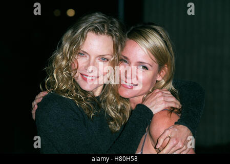 MICHELLE & DEDEE PFEIFFER LOS ANGELES STATI UNITI D'AMERICA 23 Novembre 1999 Foto Stock