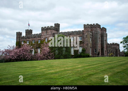 Paesaggio e il Parco Forestale Scozia Gran Bretagna Scone Palace 2 Foto Stock