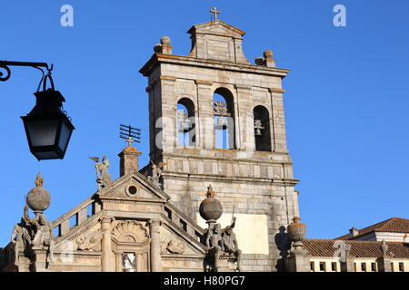 EVORA, PORTOGALLO: chiesa di Nossa Senhora da Graca Foto Stock