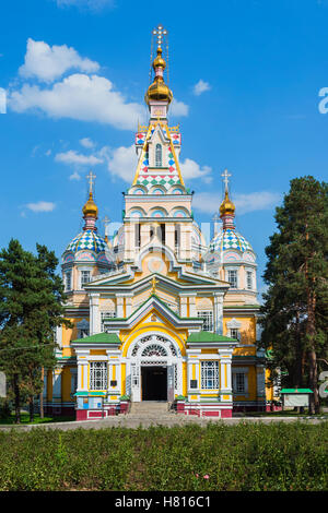 Ascensione Cattedrale noto anche come Cattedrale Zenkov, Panfilov Park, Almaty in Kazakistan e in Asia centrale Foto Stock