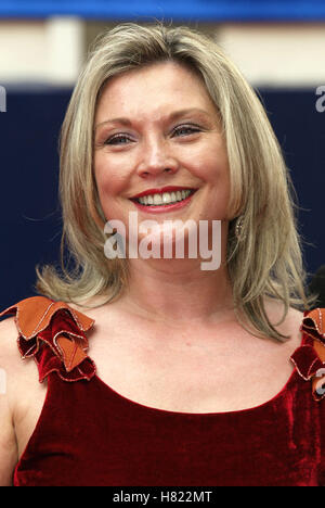 AMANDA REDMAN TV BAFTA AWARDS Theatre Royal Drury Lane Londra Inghilterra 20 aprile 2002 Foto Stock