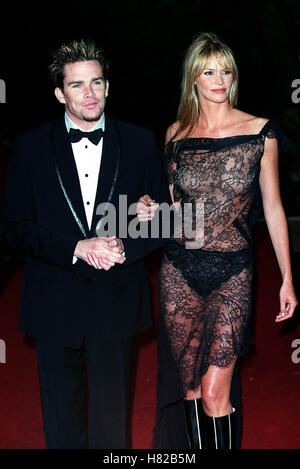 MARK MCGRATH & ELLE MACPHERSON 23 Maggio 2000 Foto Stock