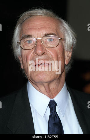 MARTIN LANDAU "James Dean' TV PREMIERE DEL FILM WESTWOOD LOS ANGELES STATI UNITI D'AMERICA 25 Luglio 2001 Foto Stock